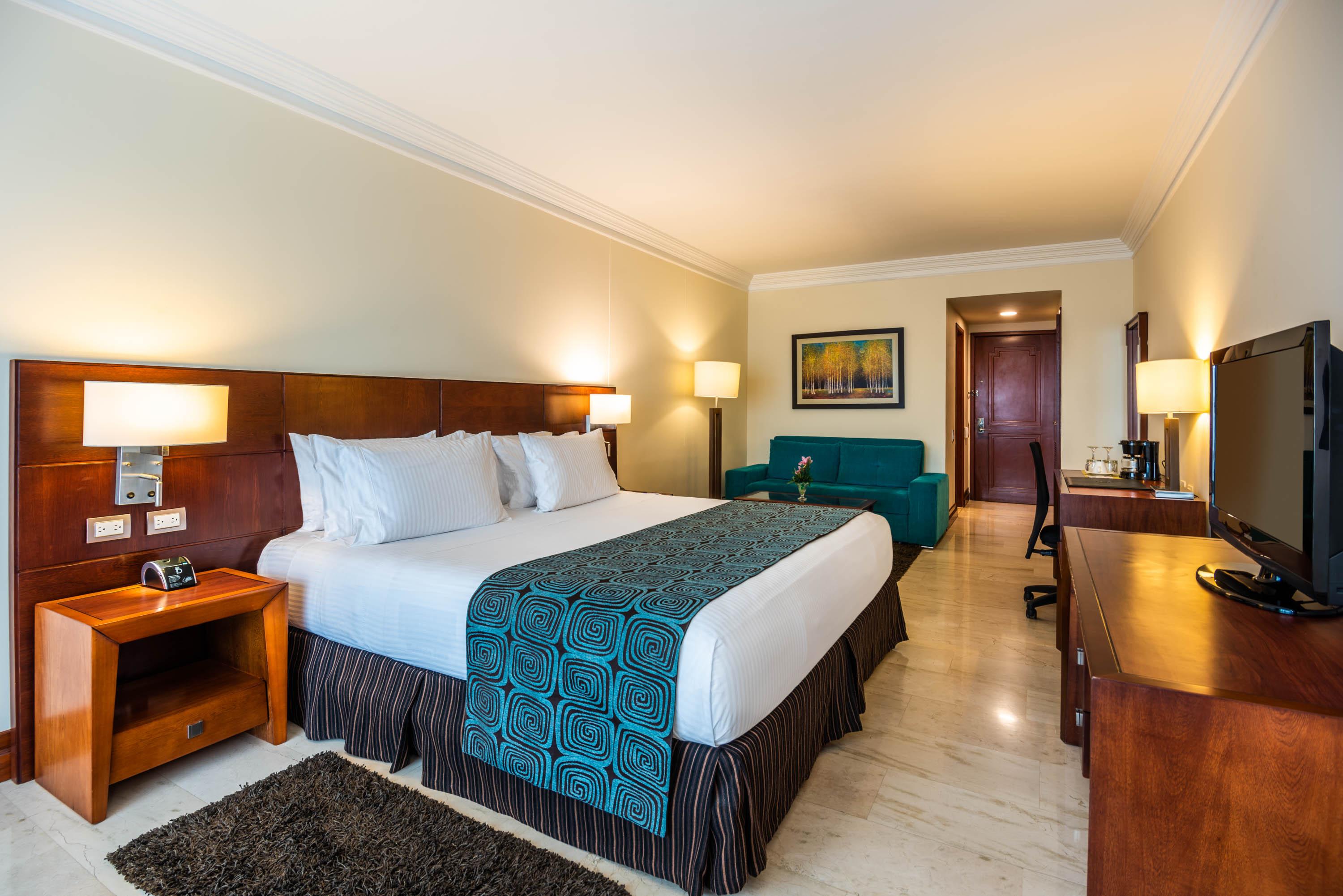 Hotel Dann Carlton Bucaramanga Buitenkant foto A room at the hotel
