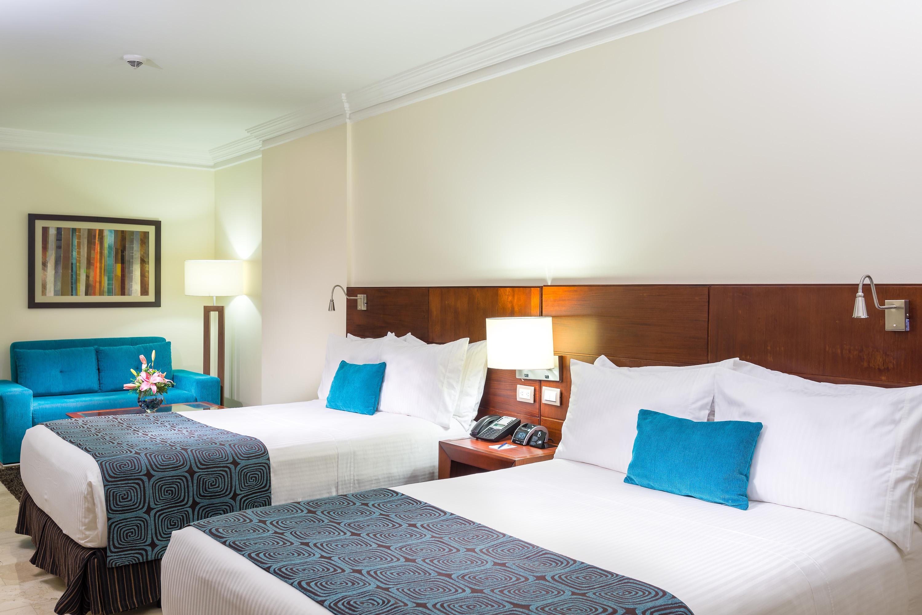 Hotel Dann Carlton Bucaramanga Buitenkant foto A room at the hotel