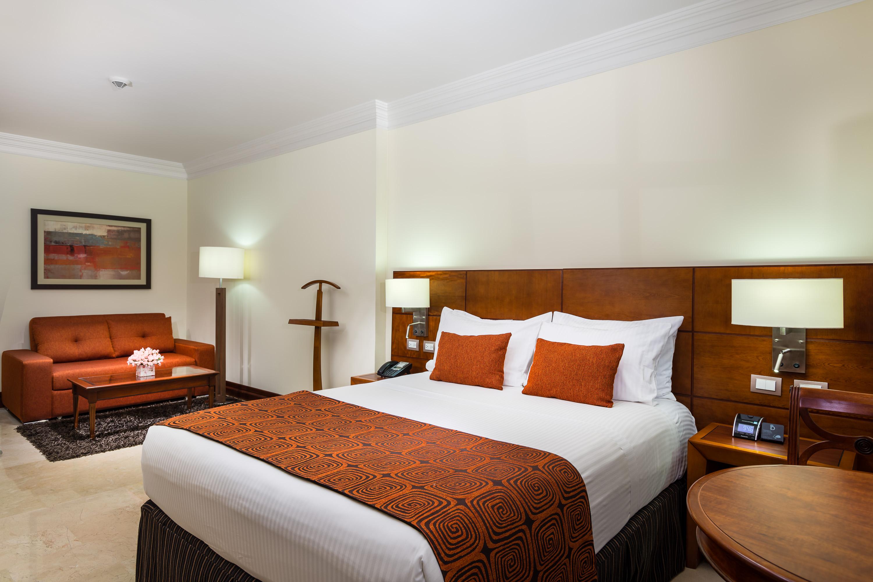 Hotel Dann Carlton Bucaramanga Buitenkant foto A room at the hotel