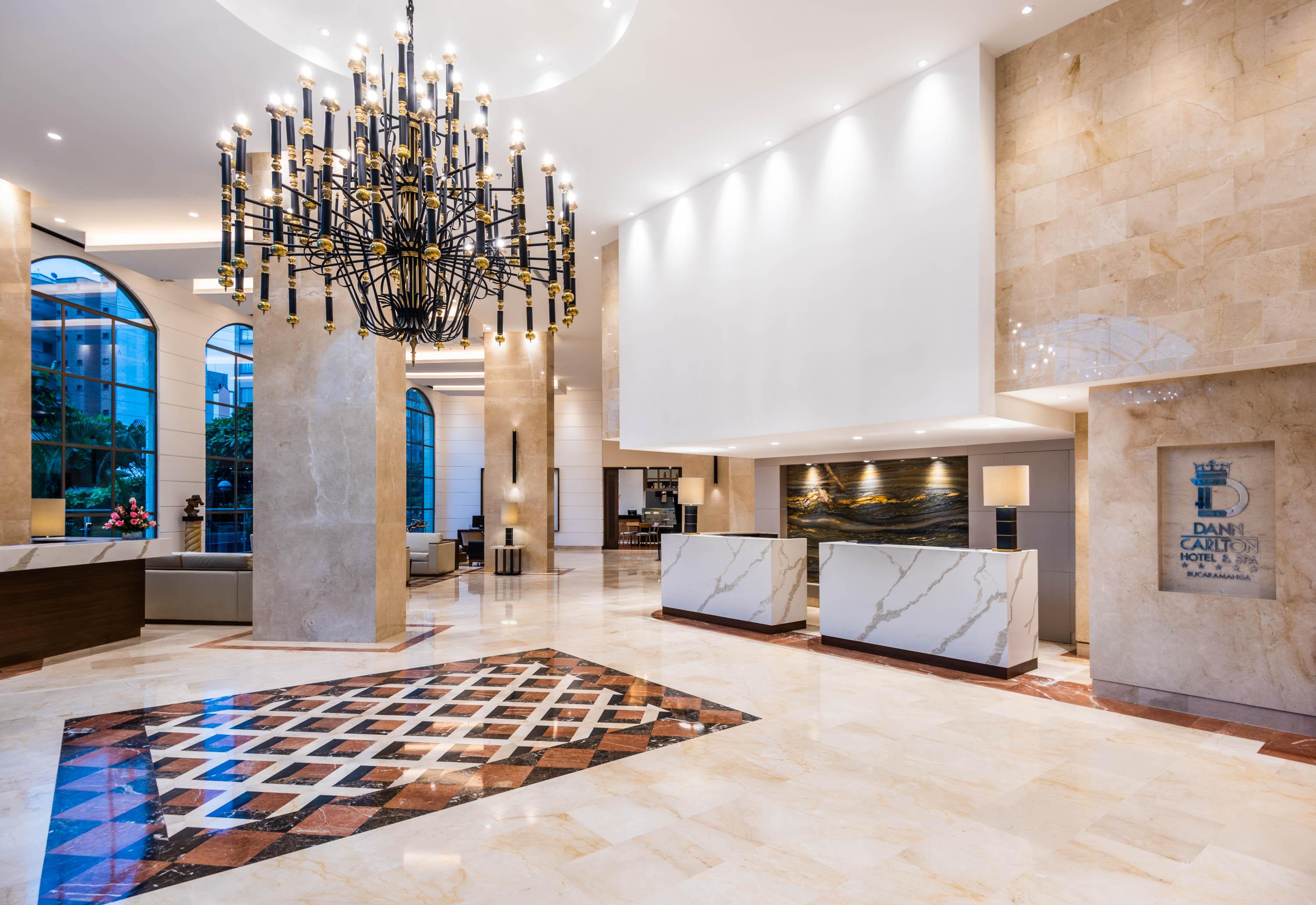 Hotel Dann Carlton Bucaramanga Buitenkant foto Lobby