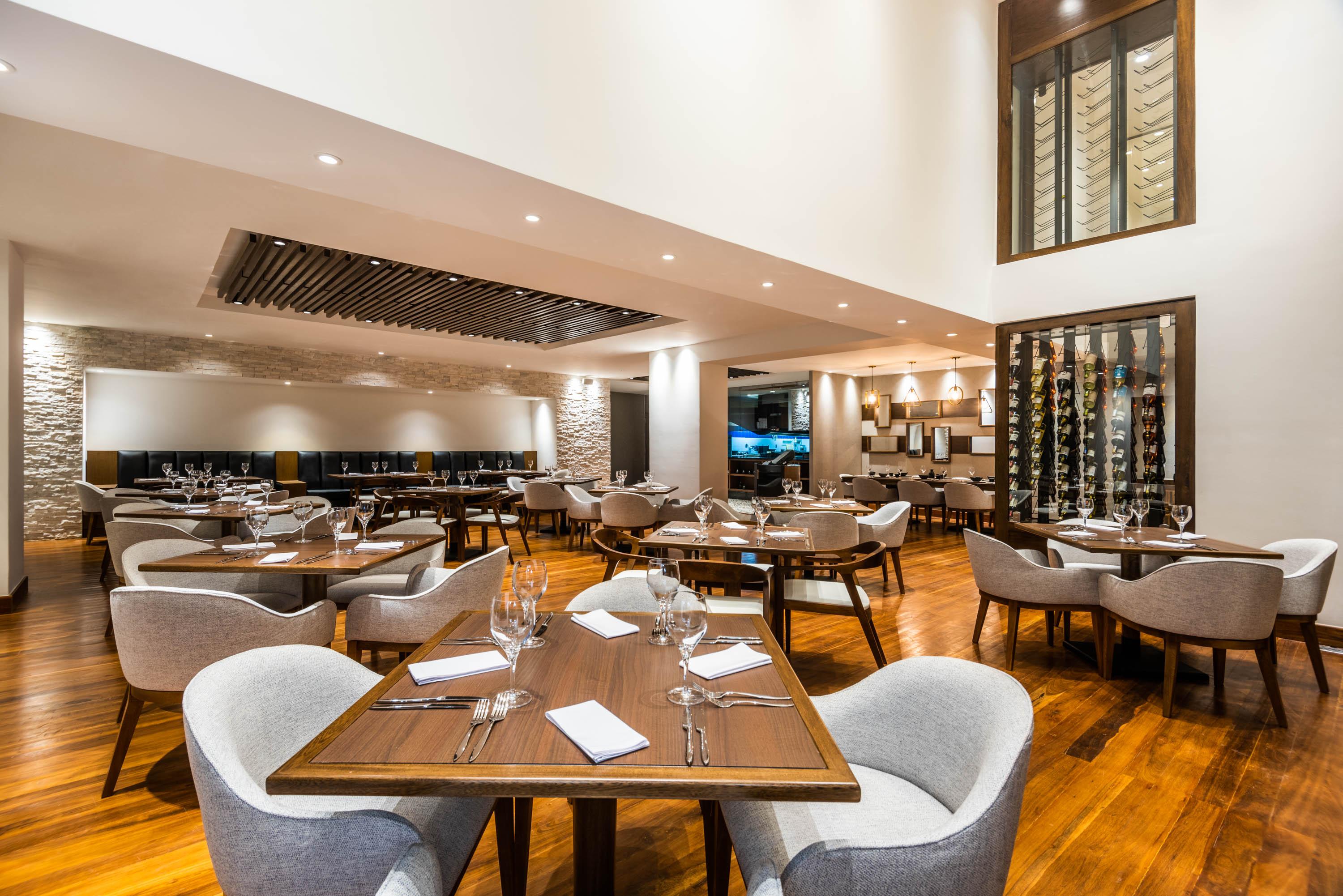 Hotel Dann Carlton Bucaramanga Buitenkant foto The restaurant
