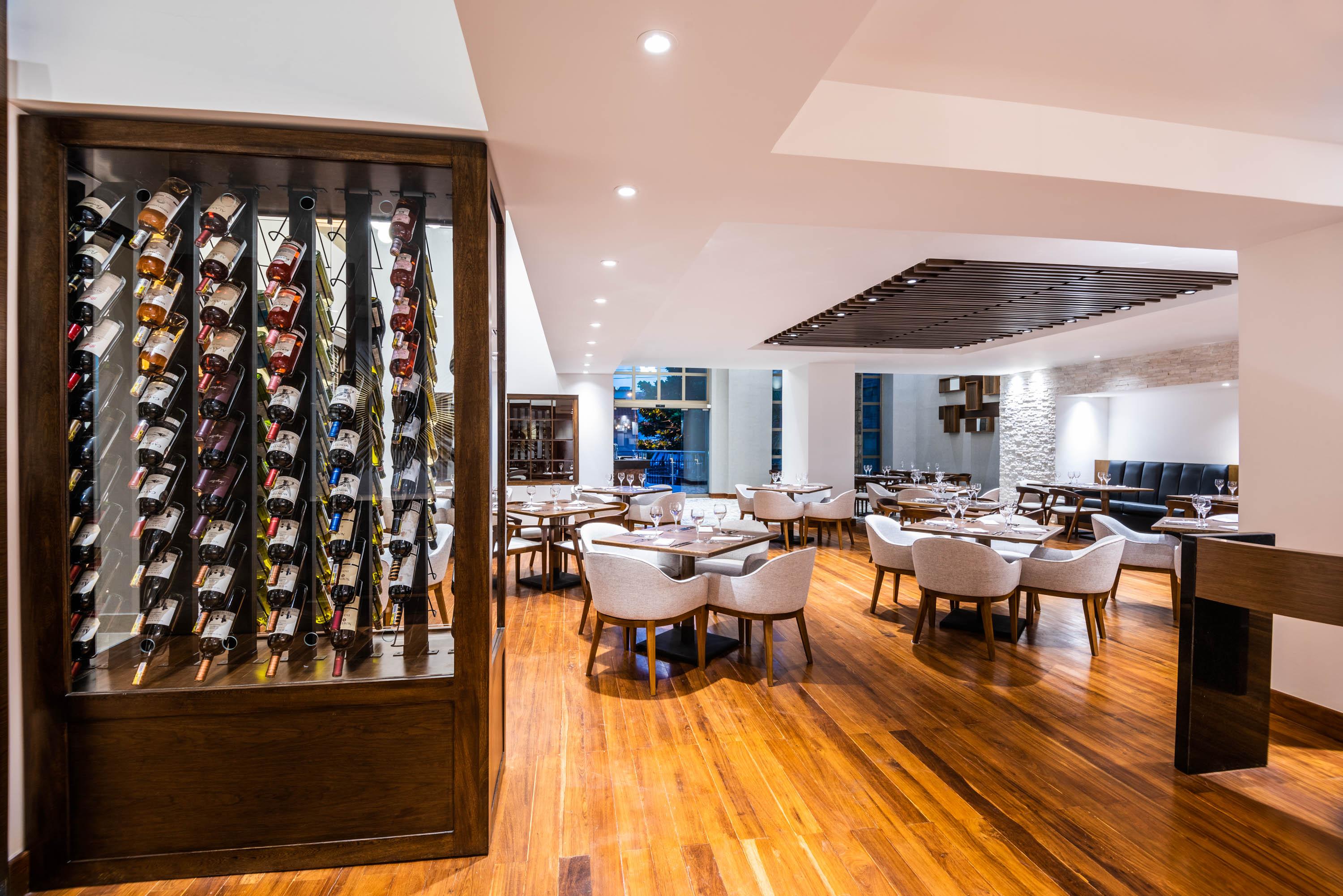 Hotel Dann Carlton Bucaramanga Buitenkant foto The interior of the restaurant