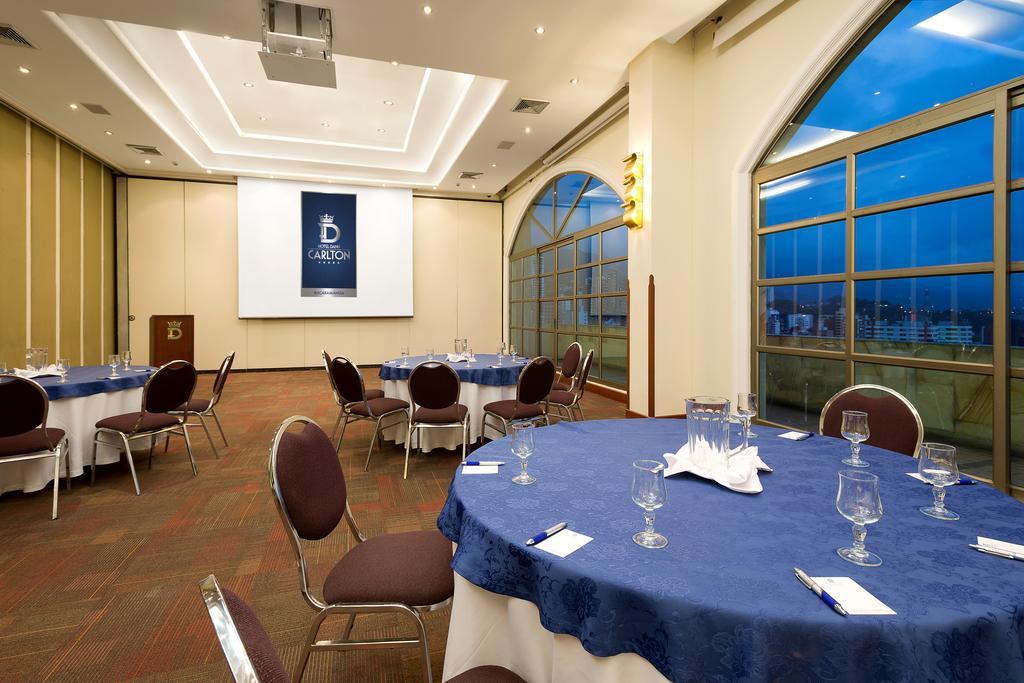 Hotel Dann Carlton Bucaramanga Buitenkant foto Meeting room