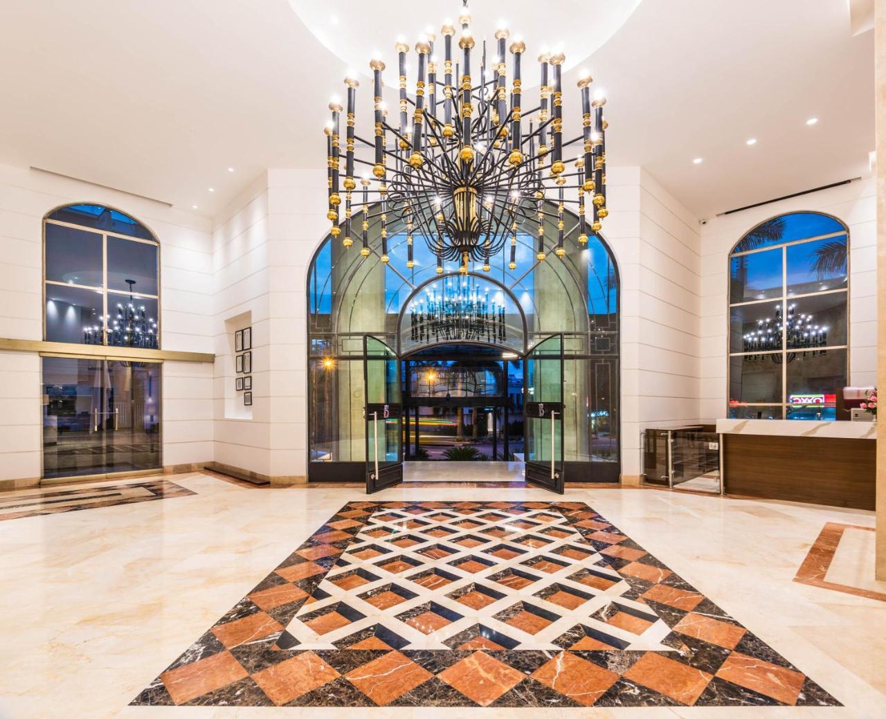 Hotel Dann Carlton Bucaramanga Buitenkant foto Lobby